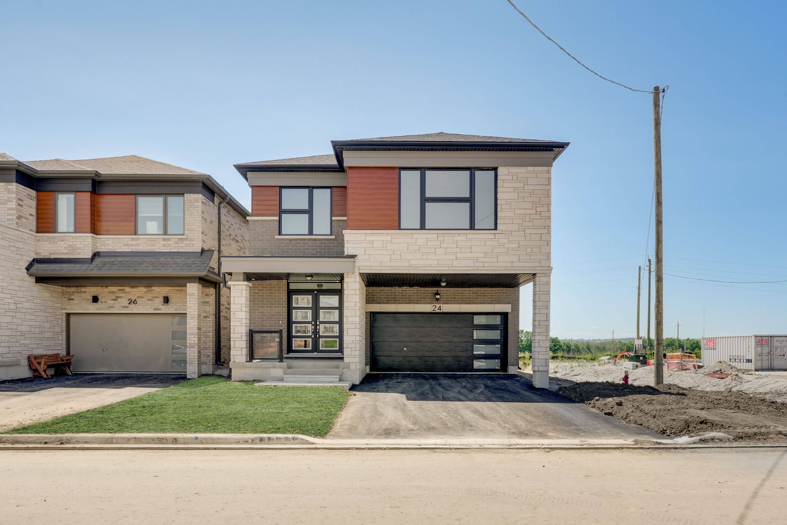 Barrie, ON L9J 1A8,24 Yorkshire DR