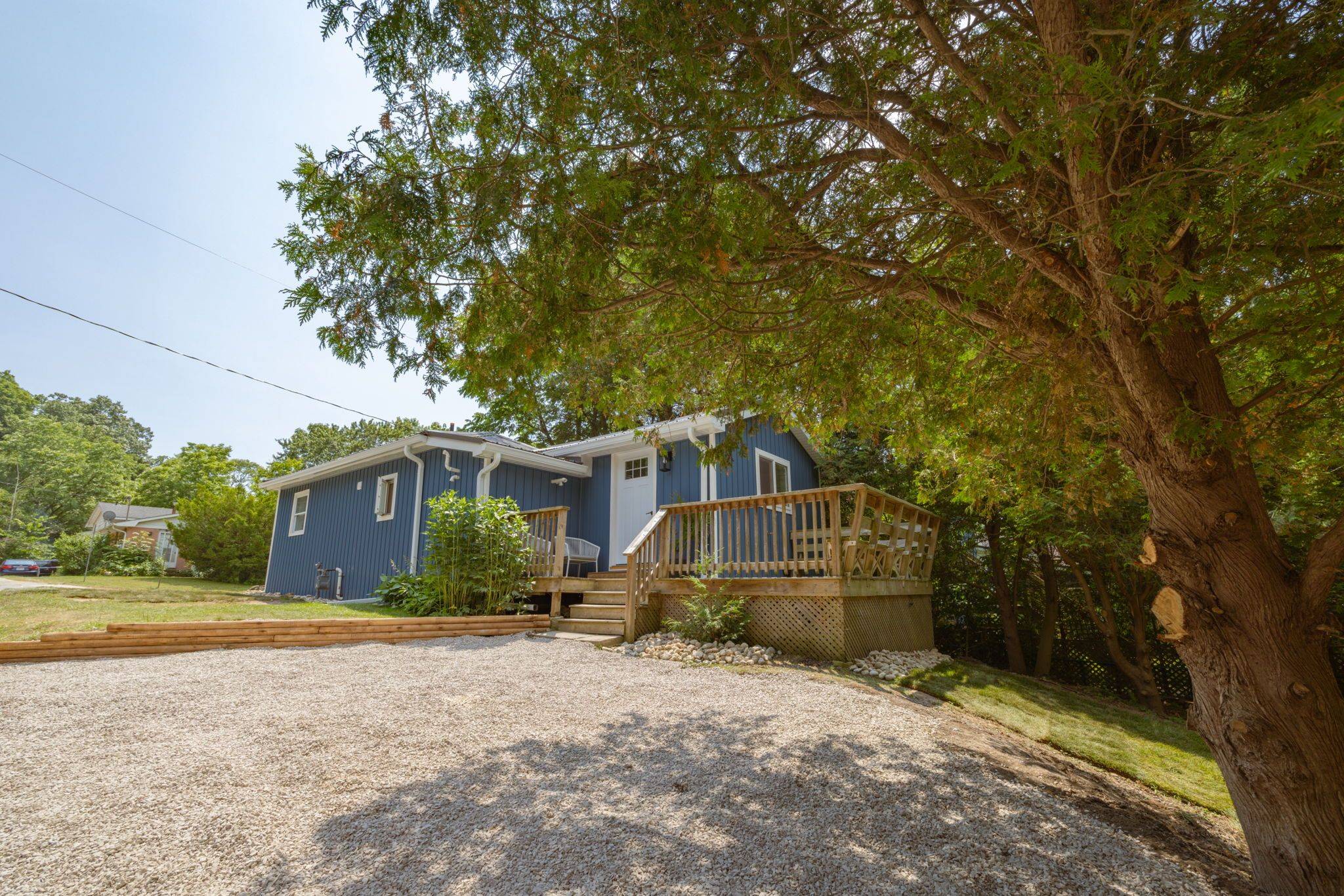 Central Elgin, ON N5L 1A8,277 Charlotte ST