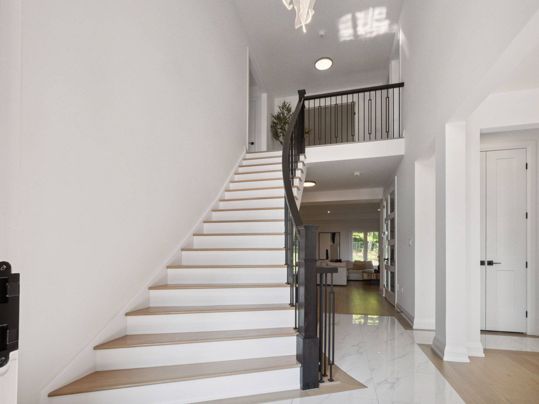 Lincoln, ON L0R 1B4,4052 Highland Park DR