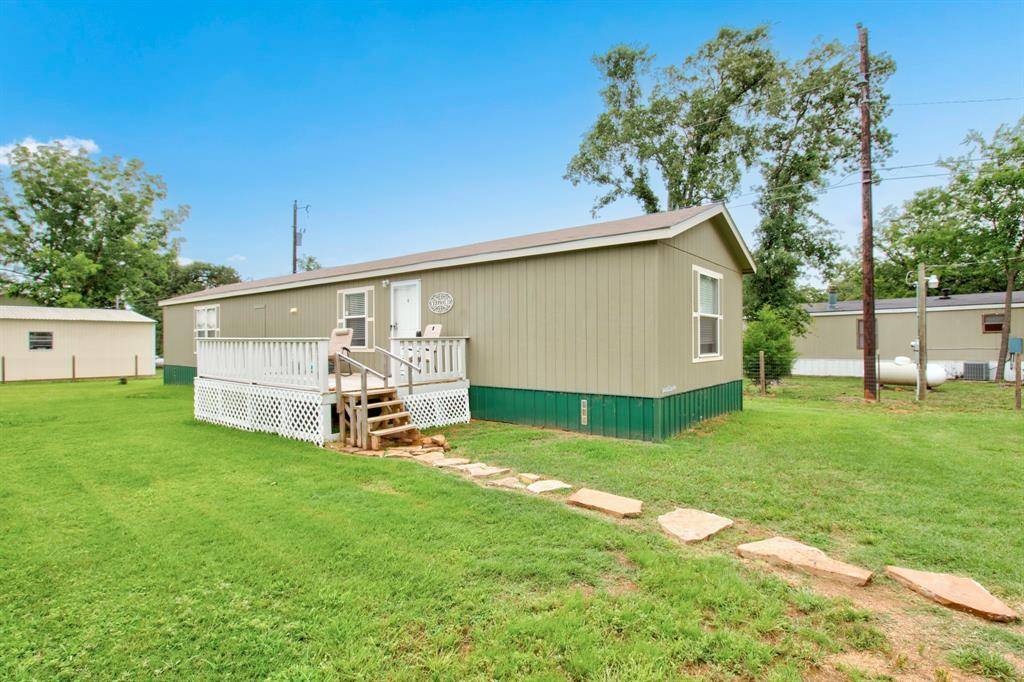 Gordonville, TX 76245,165 YORKSHIRE