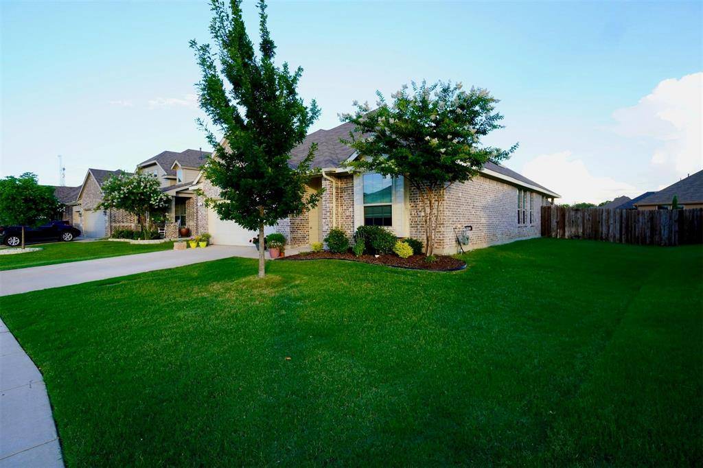 Van Alstyne, TX 75495,521 Mccoy Drive