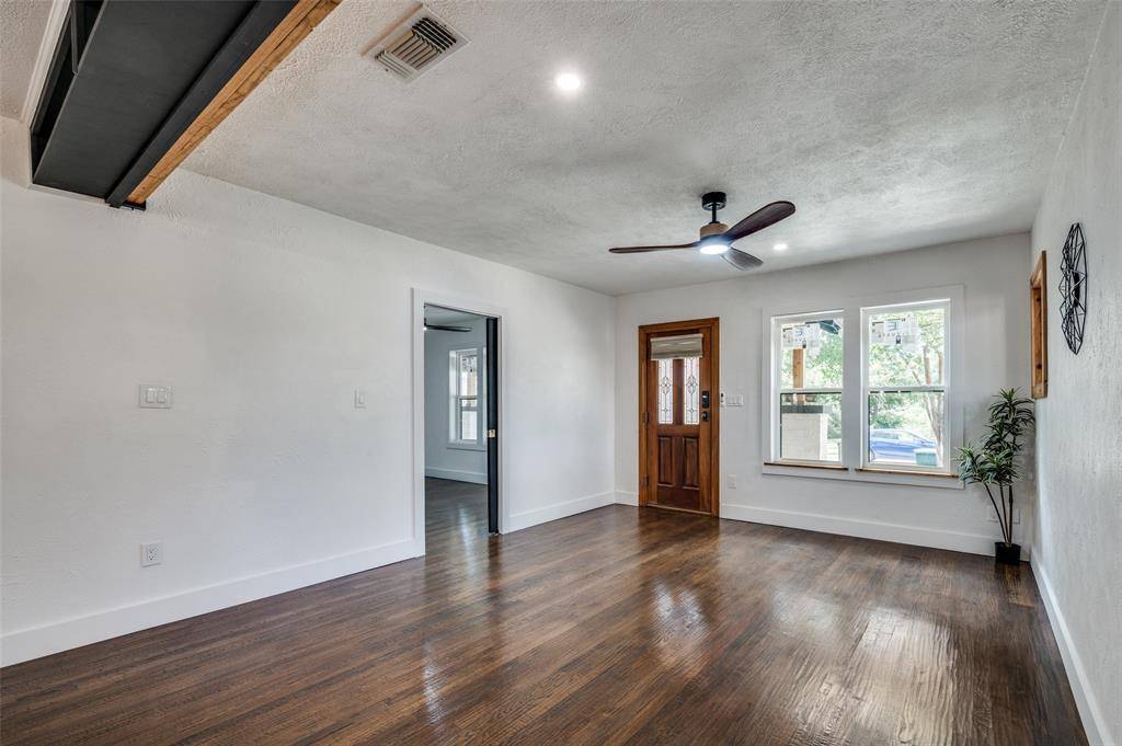 Fort Worth, TX 76107,4004 Linden Avenue
