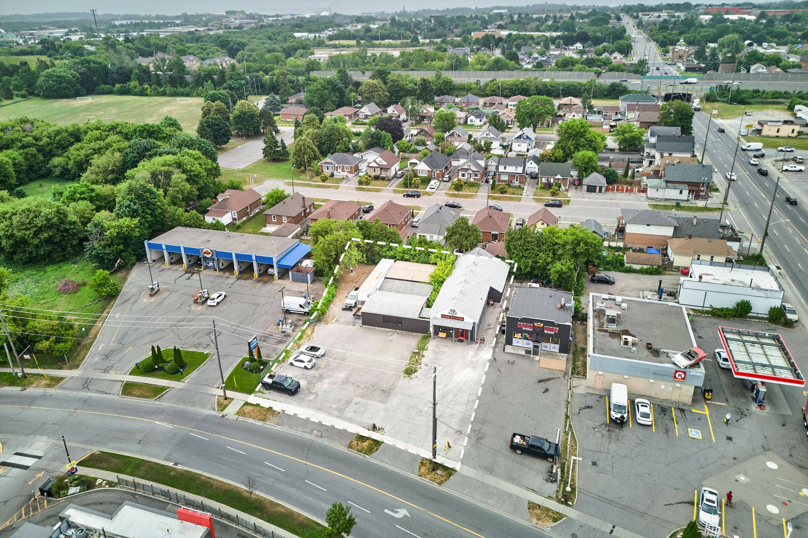 Oshawa, ON L1H 3E1,287 Dean AVE