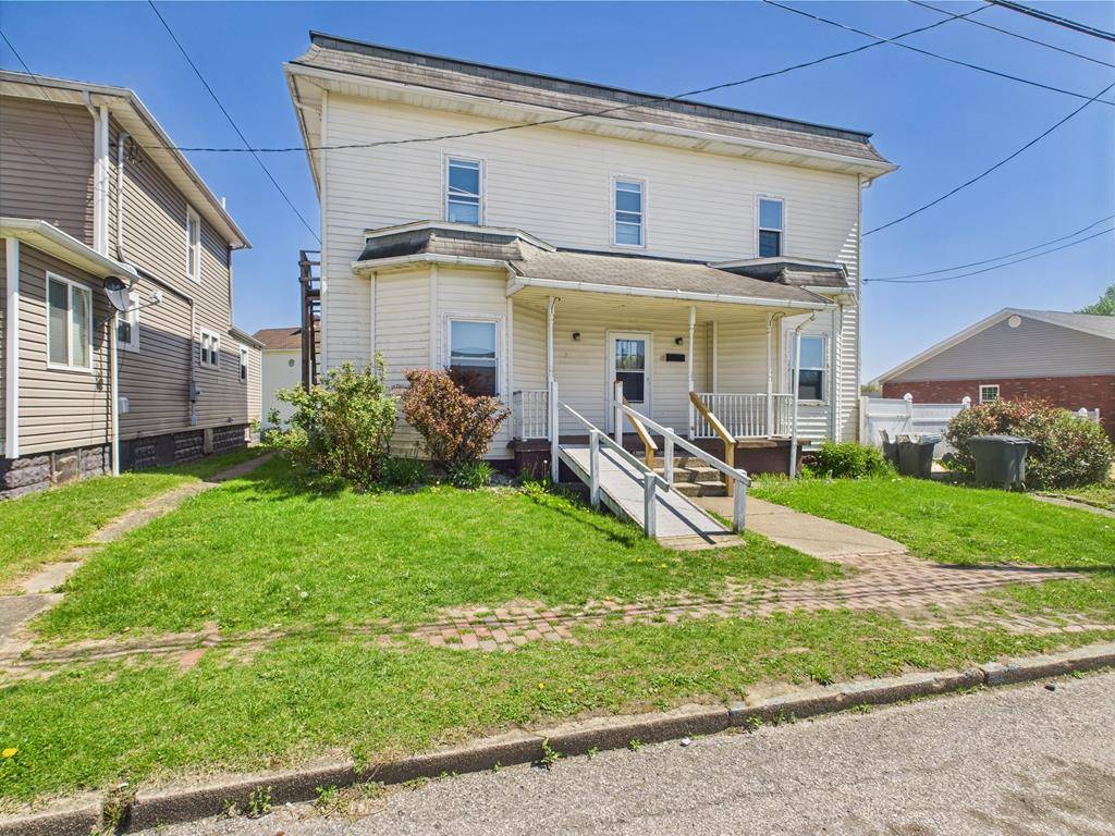 Moundsville, WV 26041,42 Oak Avenue