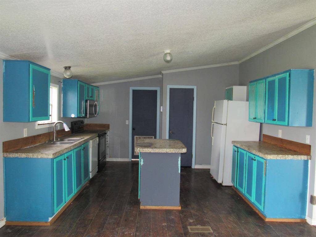 Gatesville, TX 76528,5855 FM 182
