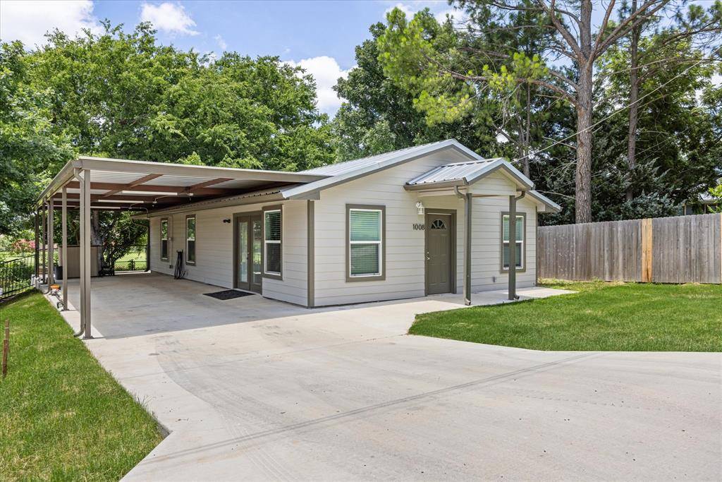 Granbury, TX 76049,1008 Mustang Trail