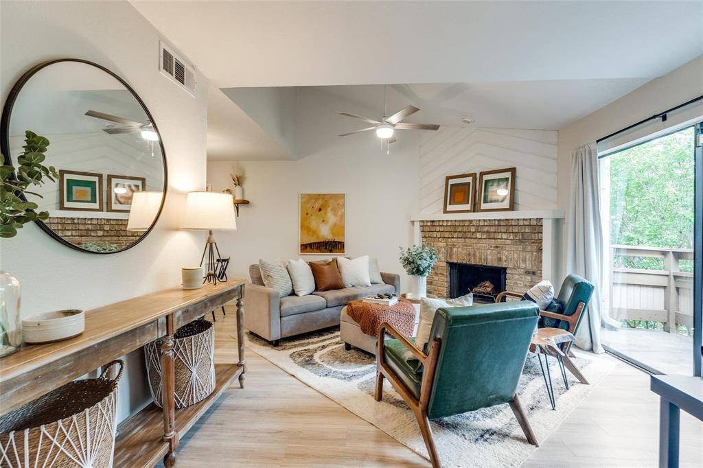 Dallas, TX 75209,7640 W Greenway Boulevard #5P