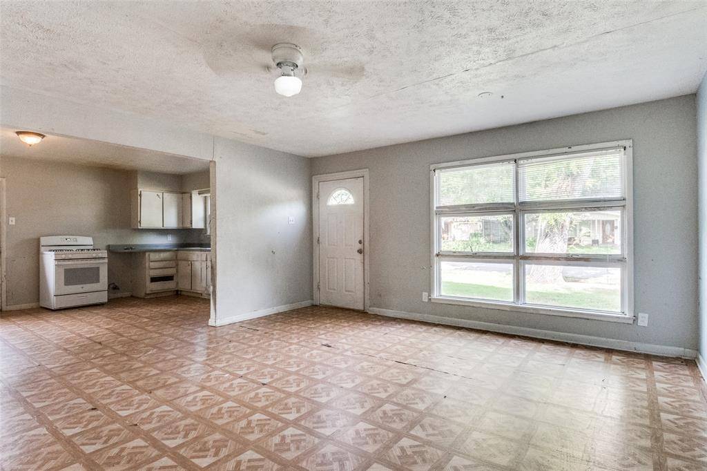 Garland, TX 75041,2912 Charles Drive