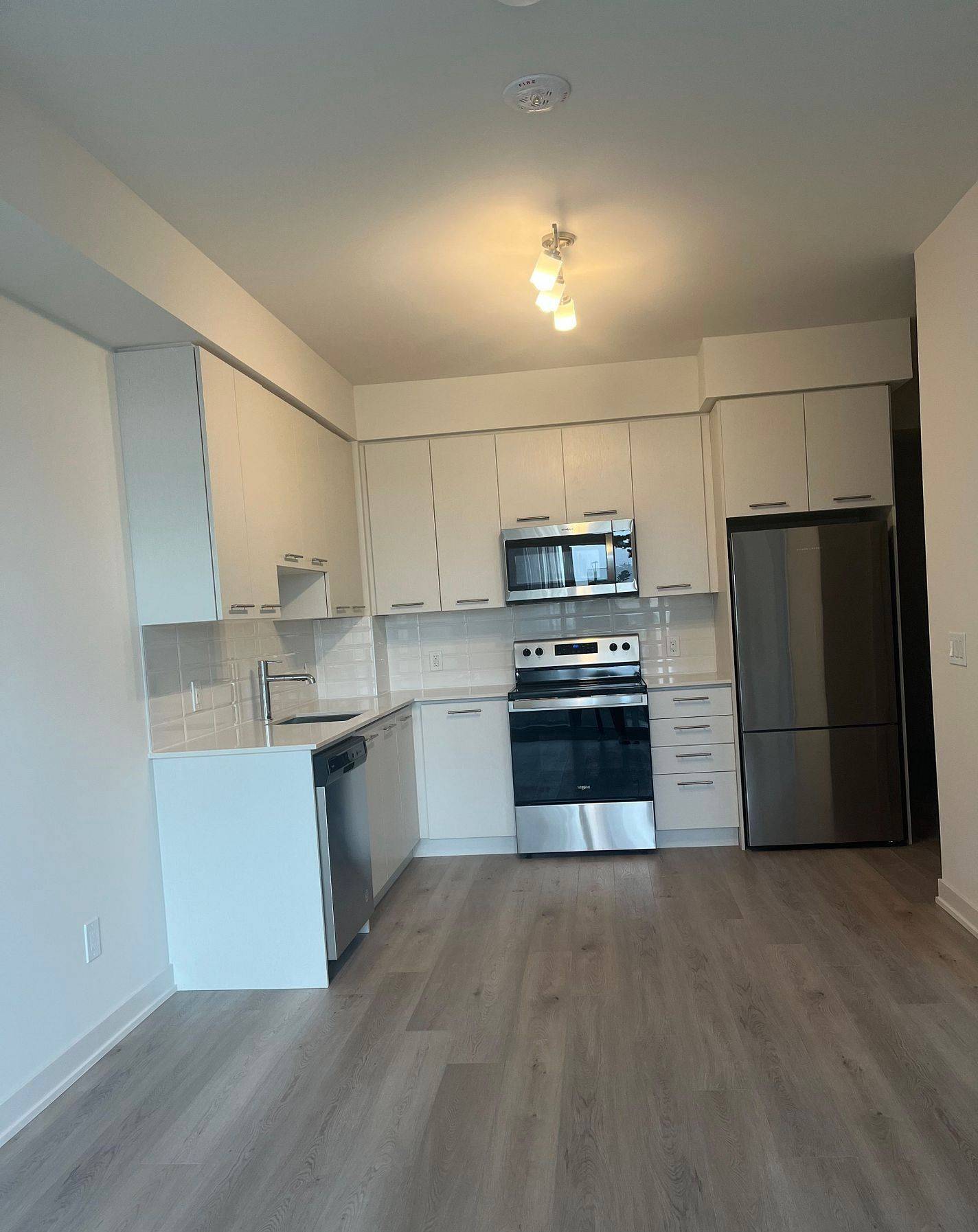 Grimsby, ON L3M 4E8,385 Winston RD #204