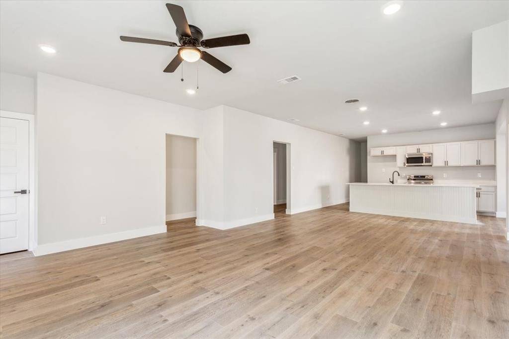 Waco, TX 76707,900 N 22nd Street