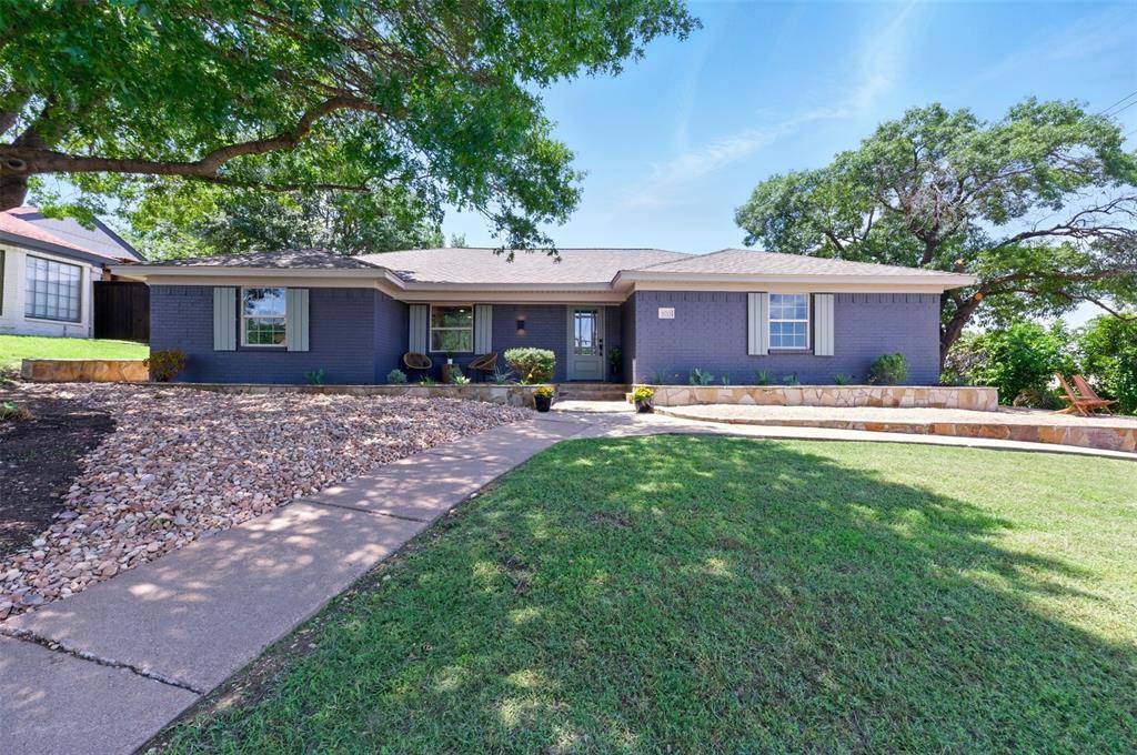 Fort Worth, TX 76116,6713 Genoa Road
