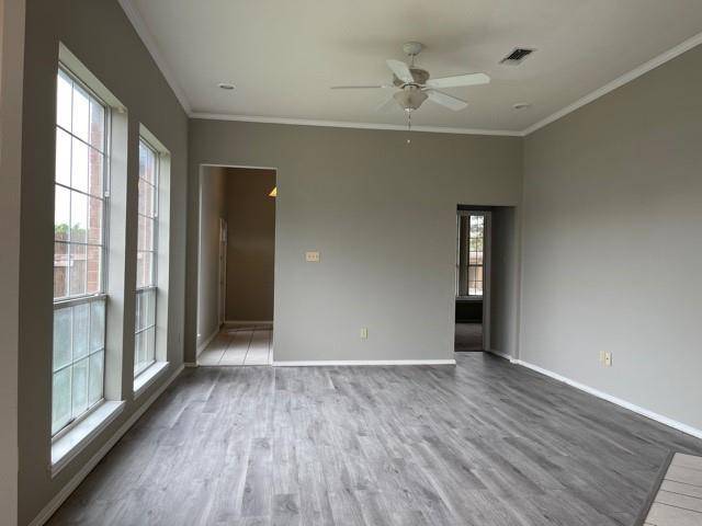 Arlington, TX 76001,815 Valleybrooke Drive