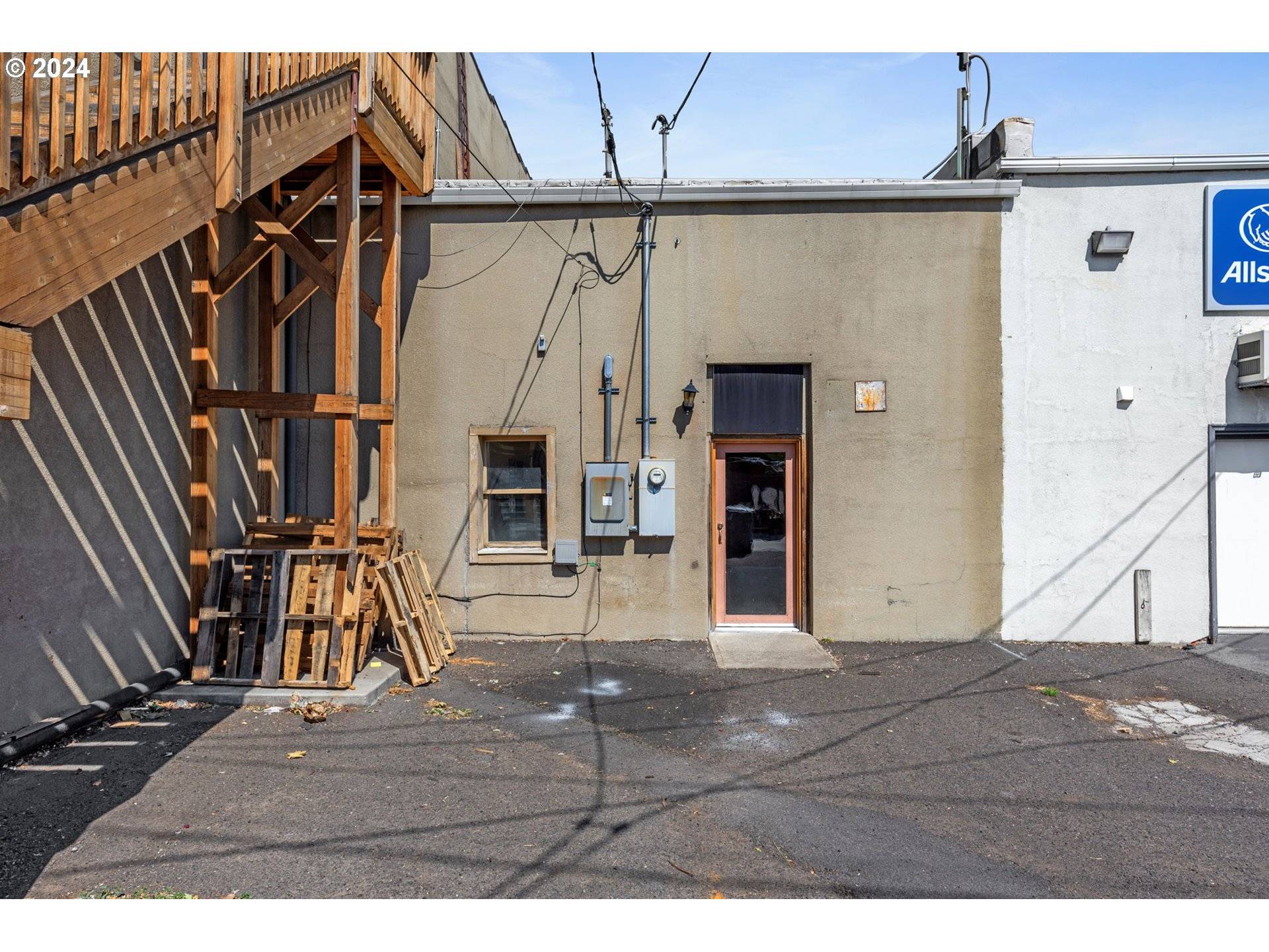 La Grande, OR 97850,1108 ADAMS AVE