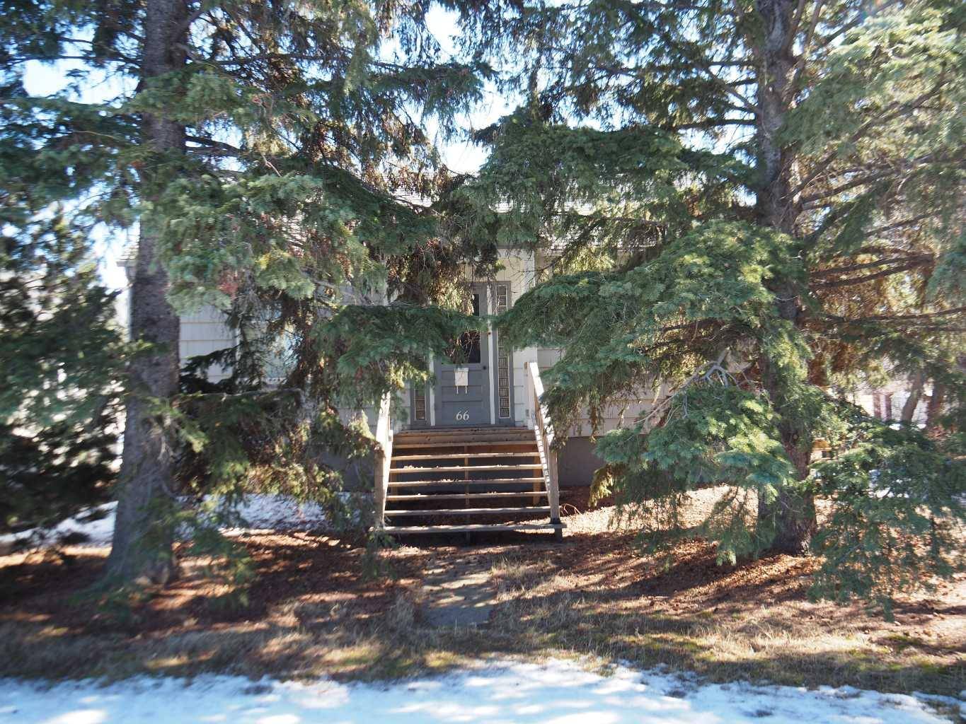 Gull Lake, AB T0C 0J0,Oliver Avenue #66