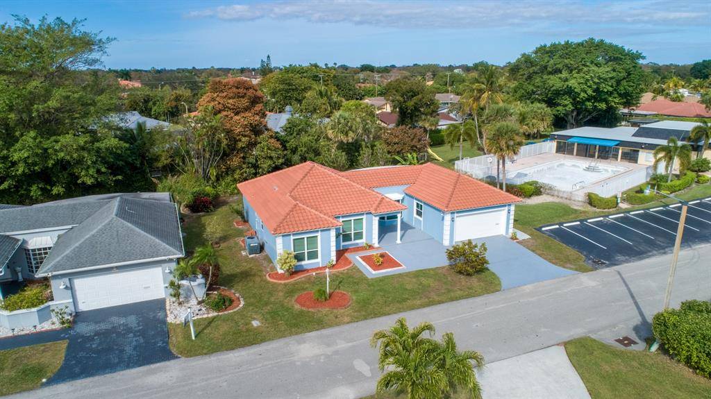 Tamarac, FL 33319,4601 Queen Palm Ln