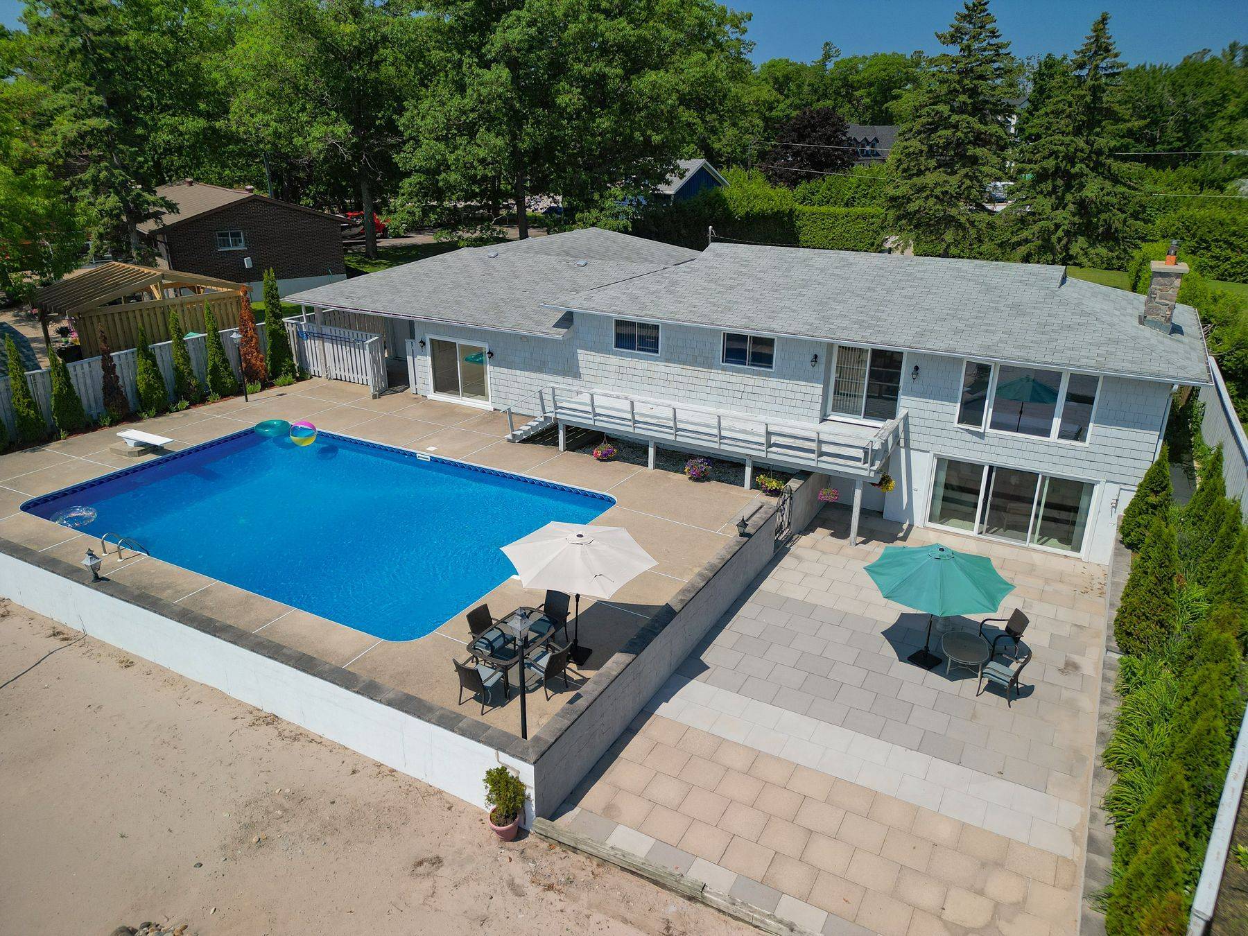 Tiny, ON L9M 0H3,1420 Tiny Beaches RD N