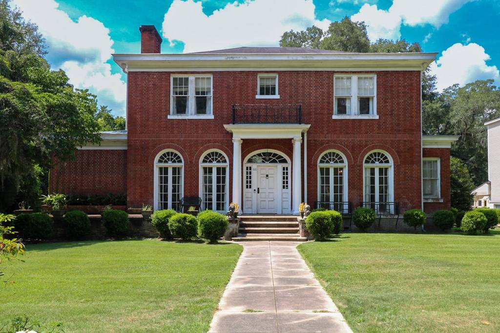 Bainbridge, GA 39817,616 E Broughton Street