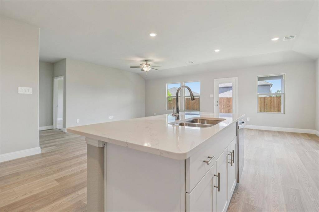 Fort Worth, TX 76036,6617 Creek Edge Circle