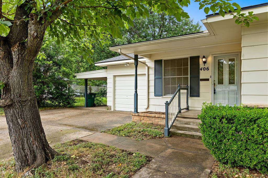 Mcgregor, TX 76657,406 Pierce Street