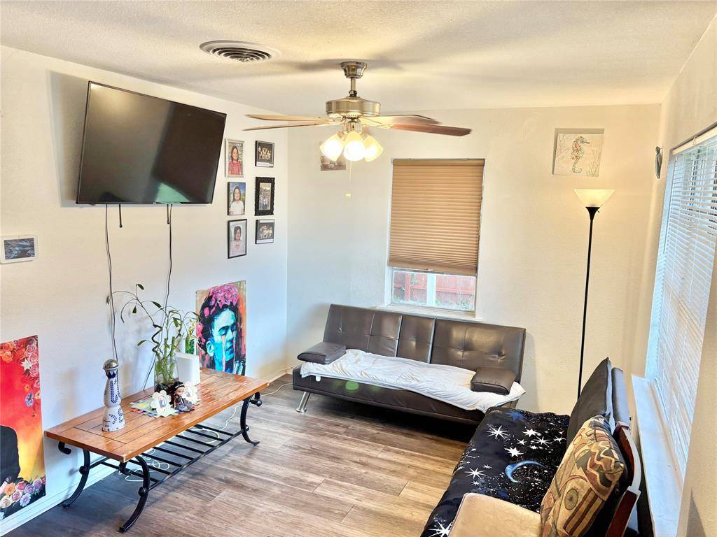 Dallas, TX 75216,4513 Idaho Avenue