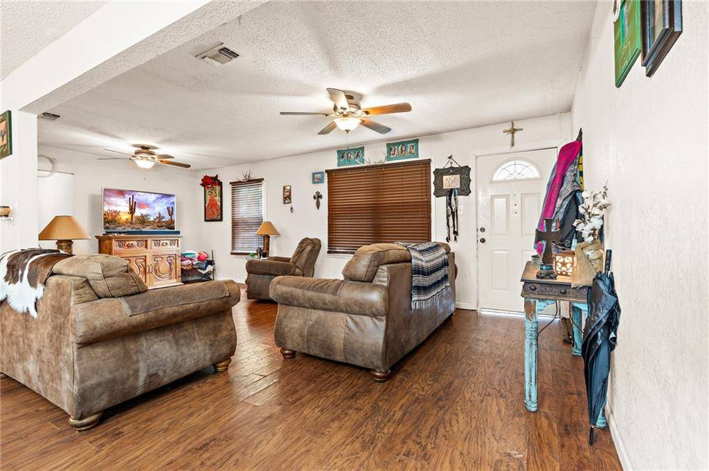 Waco, TX 76706,114 Brewster Street