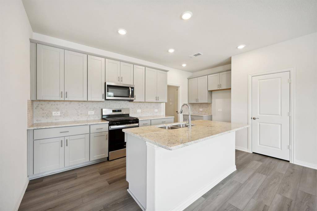 Mckinney, TX 75069,514 Ezra Lane