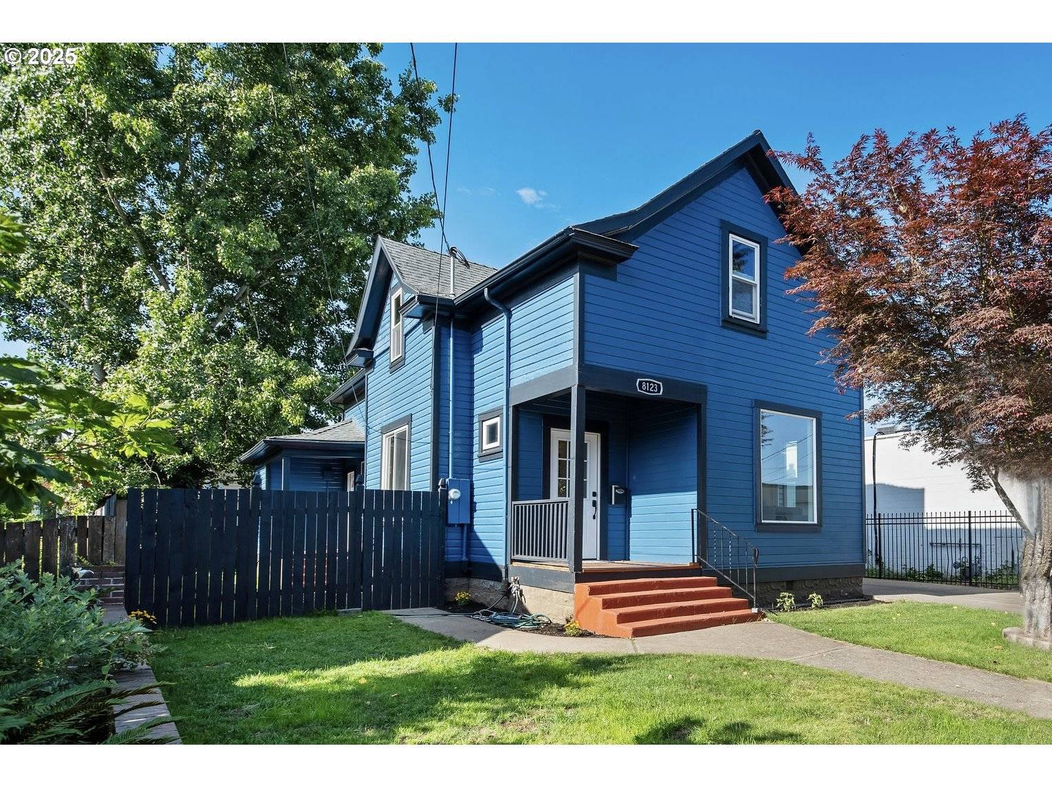 Portland, OR 97215,8123 SE TAYLOR CT