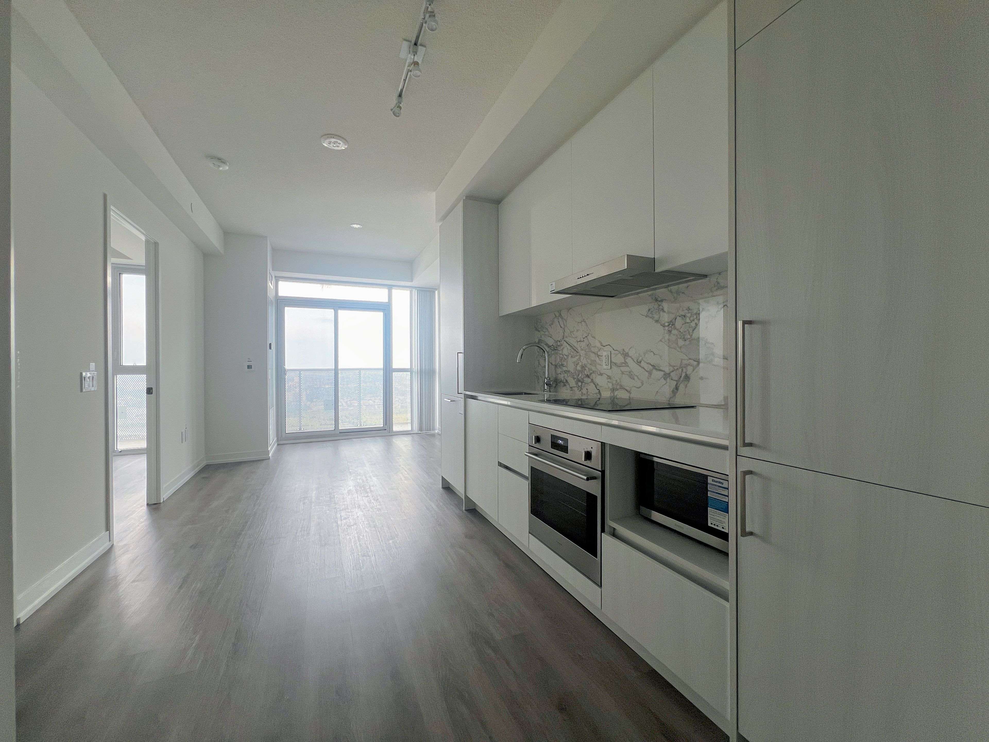Vaughan, ON L4K 0R1,225 Commerce ST #5503