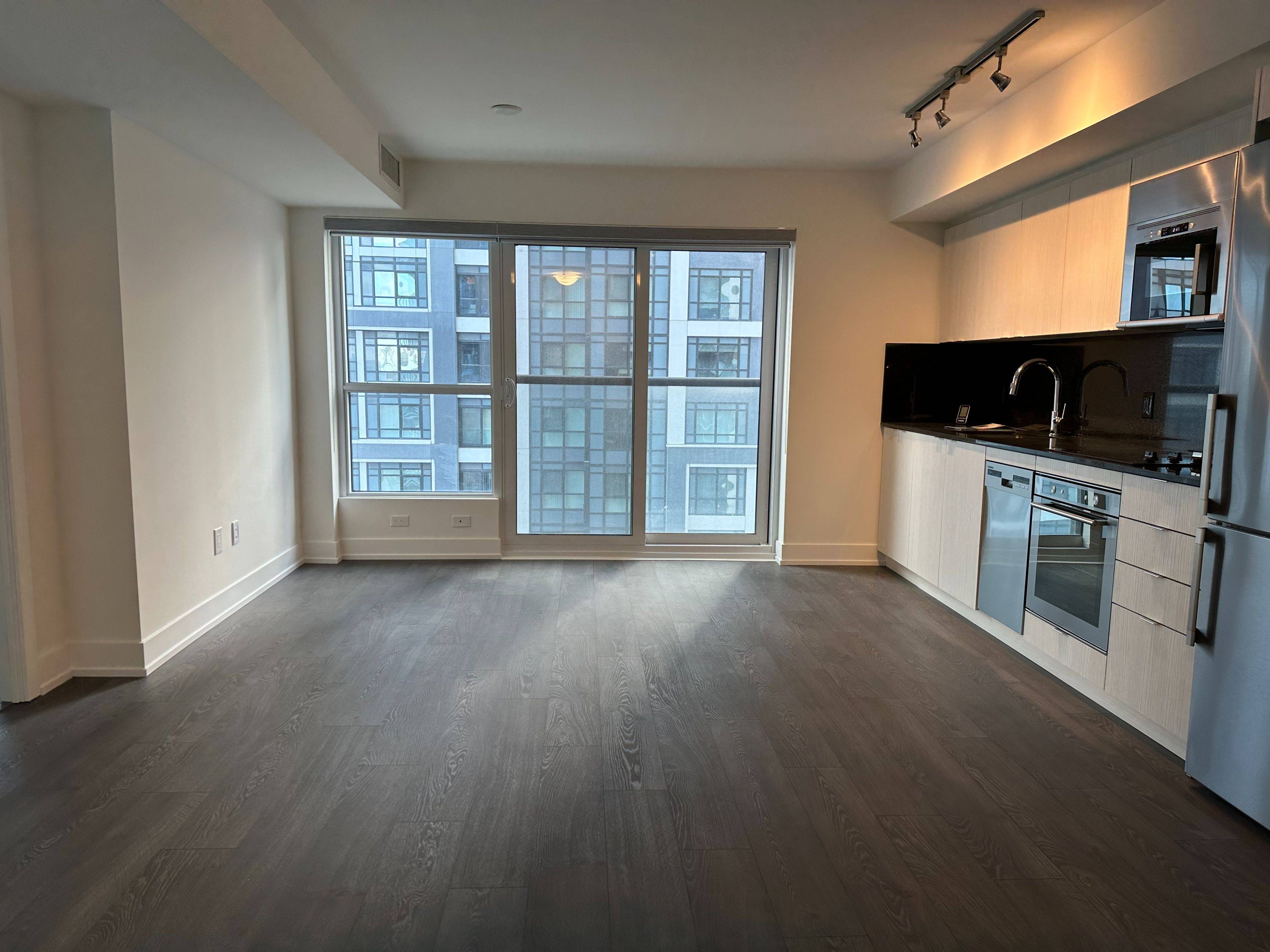 Toronto W08, ON M9A 0C8,5 Mabelle AVE #730
