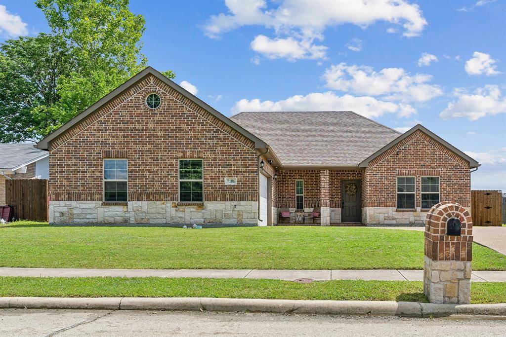 Rowlett, TX 75089,7106 Lakeshore Drive