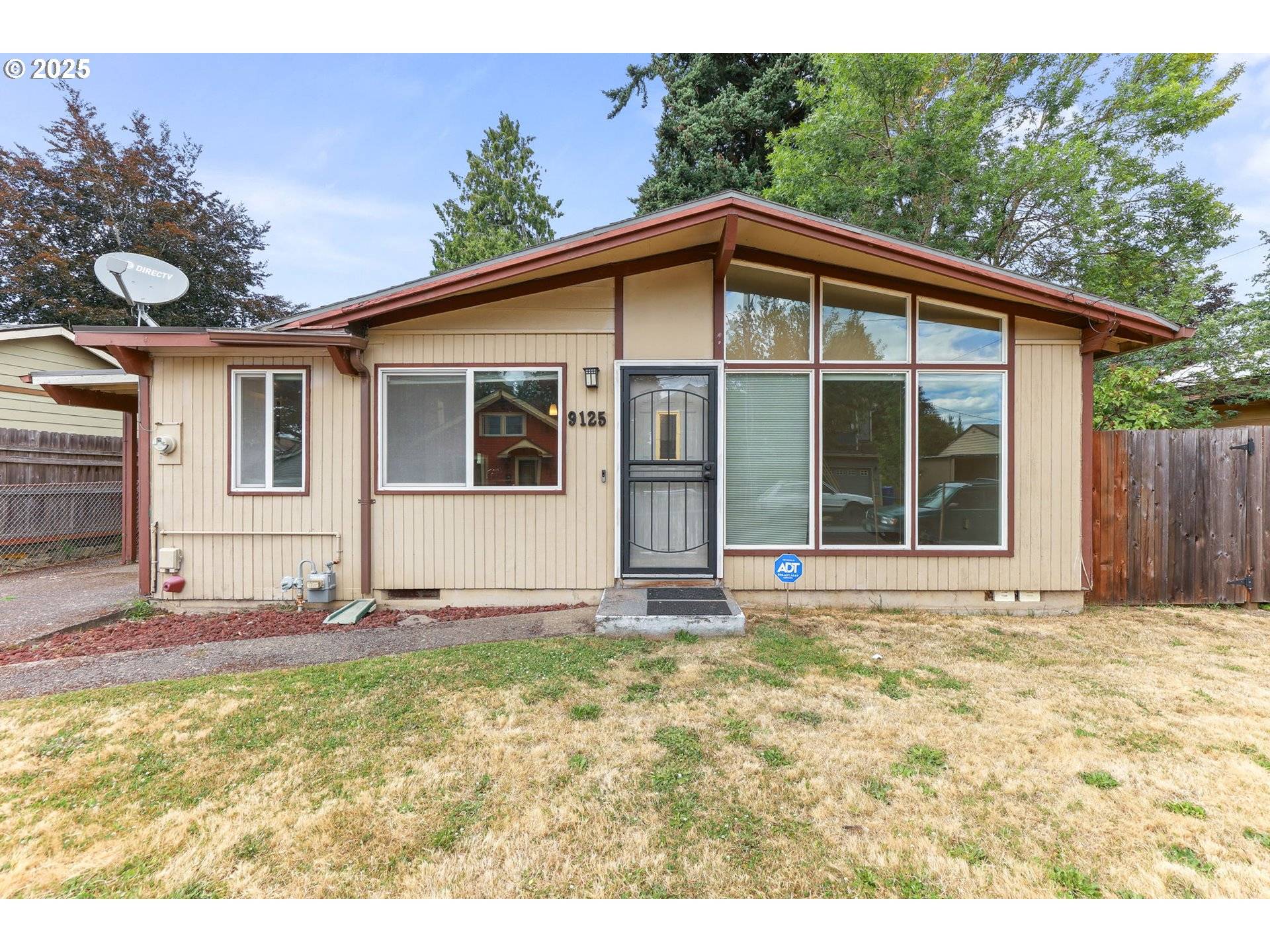 Portland, OR 97216,9125 SE ASH ST