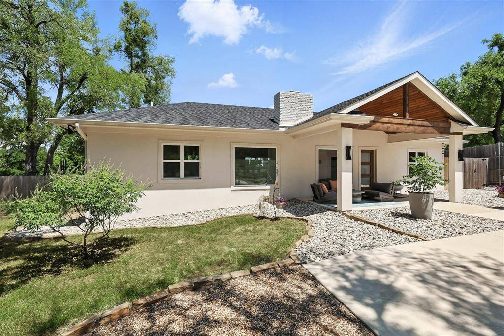 Fort Worth, TX 76135,8238 Eagle Mountain Circle