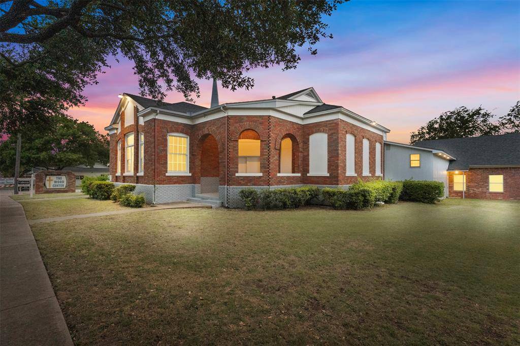 Frisco, TX 75033,7090 Oak Street