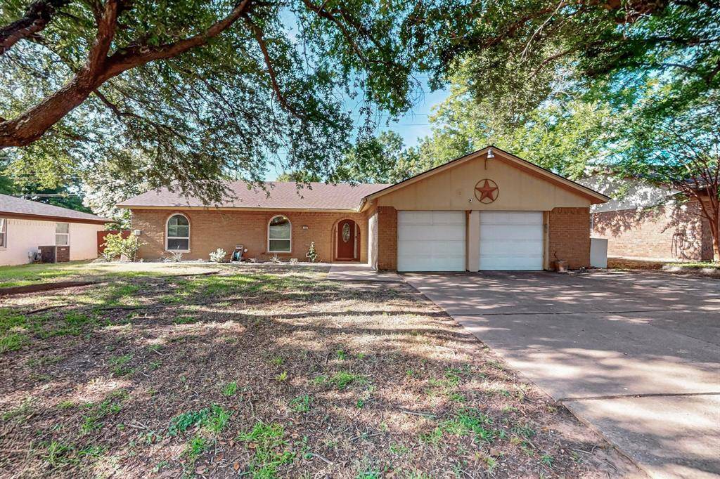 Bedford, TX 76021,836 Springdale Road