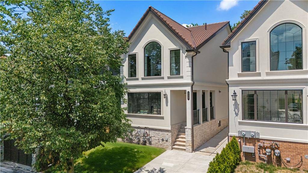 Brooklyn, NY 11209,225 77th ST
