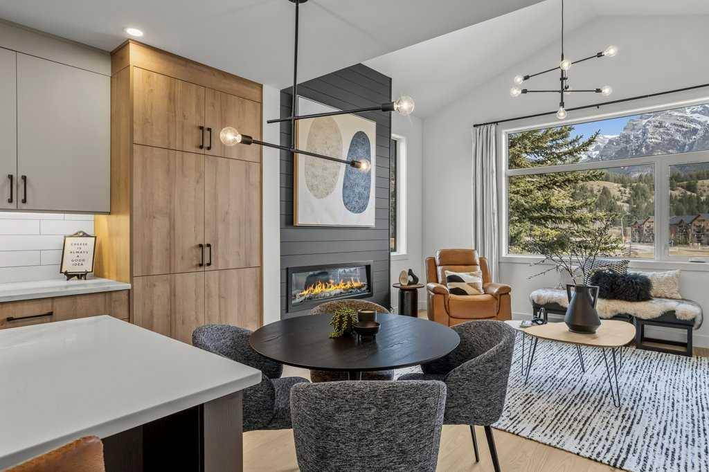 Canmore, AB T1W 1M3,1413 Mountain AVE #102