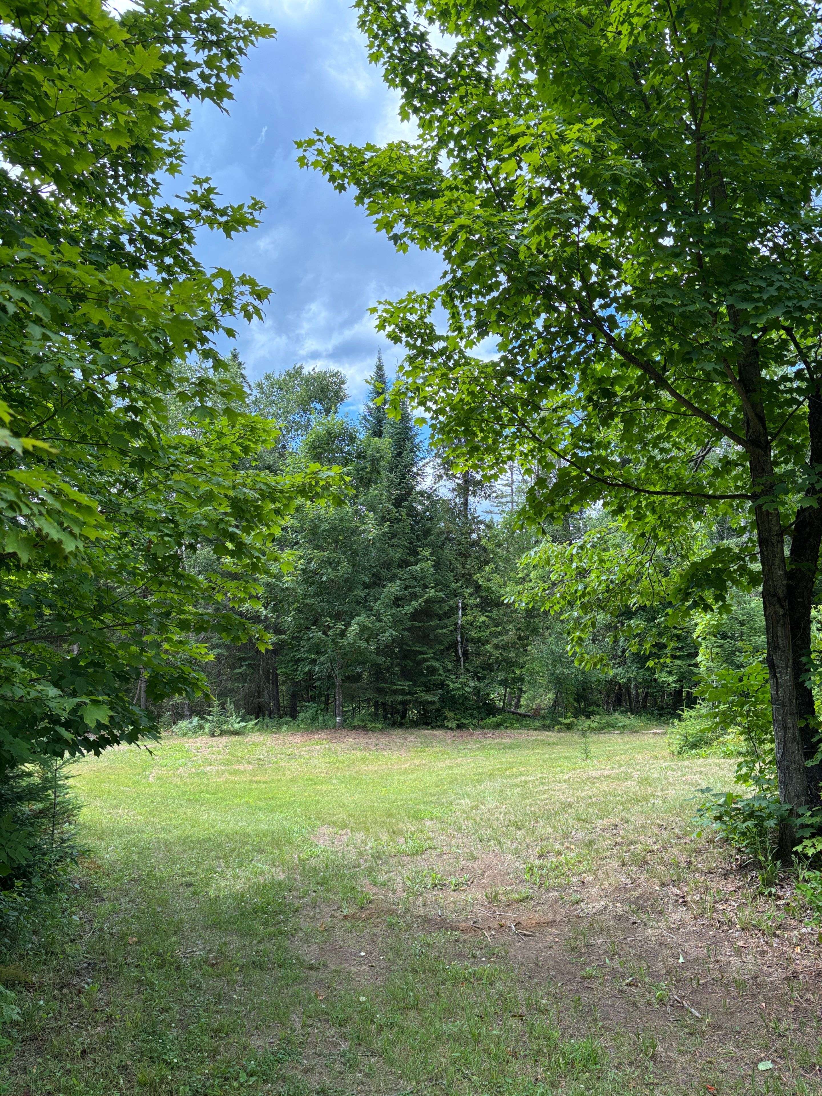 Wollaston, ON K0L 1P0,393 Rose Island RD