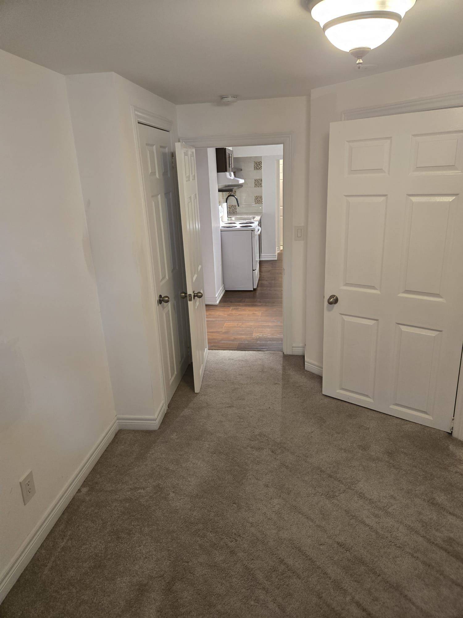 Caledon, ON L7E 2E3,20 Deer Valley DR #Bsmt