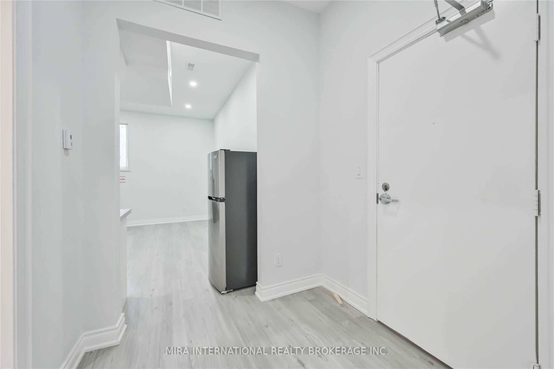 Toronto C08, ON M5A 2A8,414 Dundas ST E #101