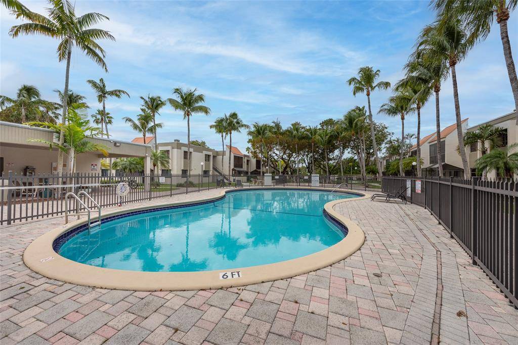Miami, FL 33156,7925 SW 104th St #203E