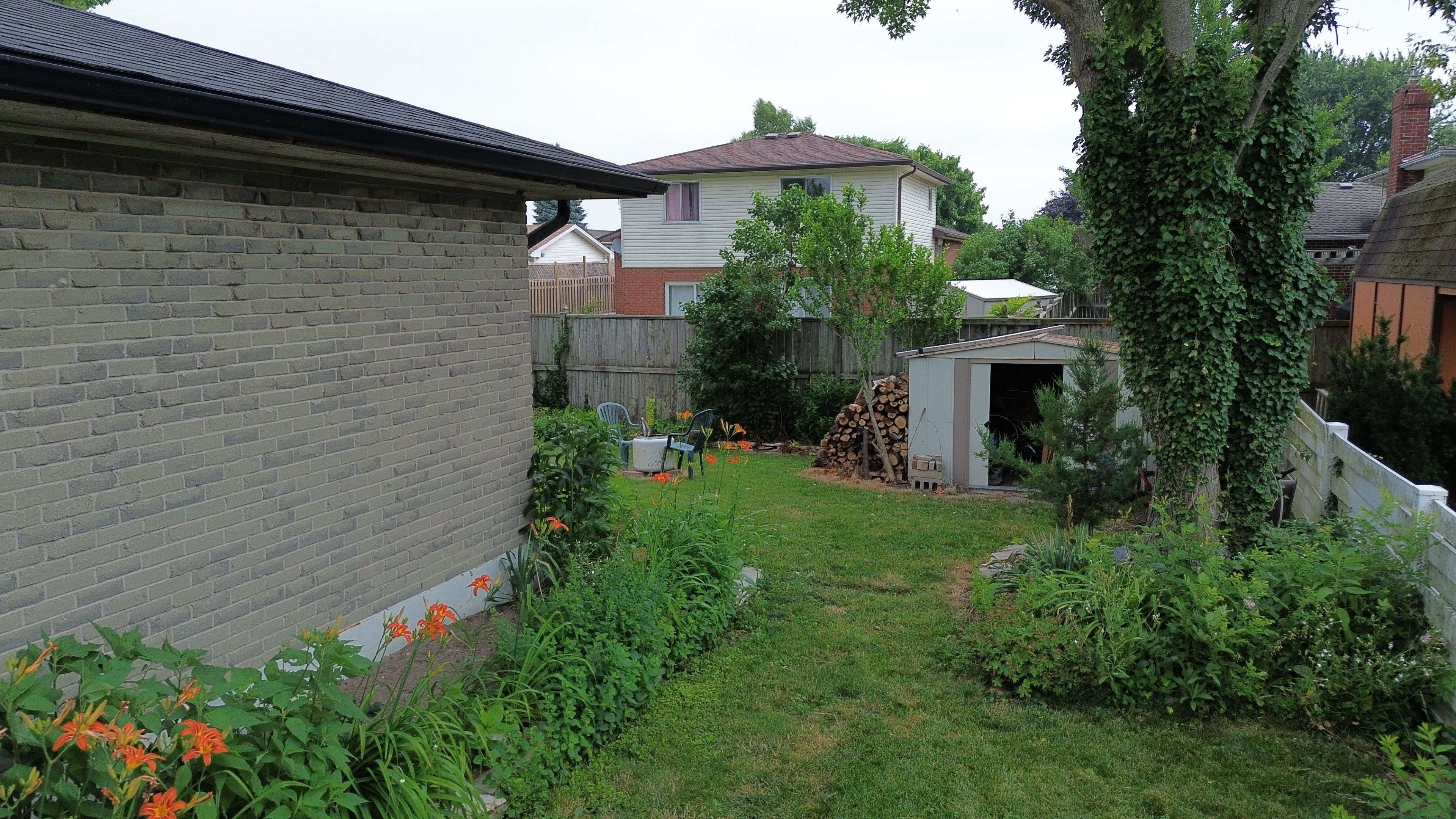 Southwest Middlesex, ON N0L 1M0,109 A Victoria ST