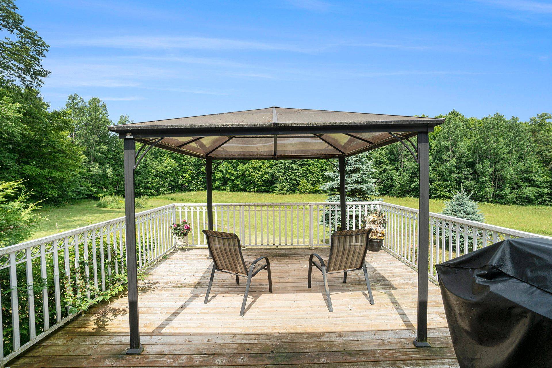 Tay Valley, ON K0H 2B0,3223 Bolingbroke RD