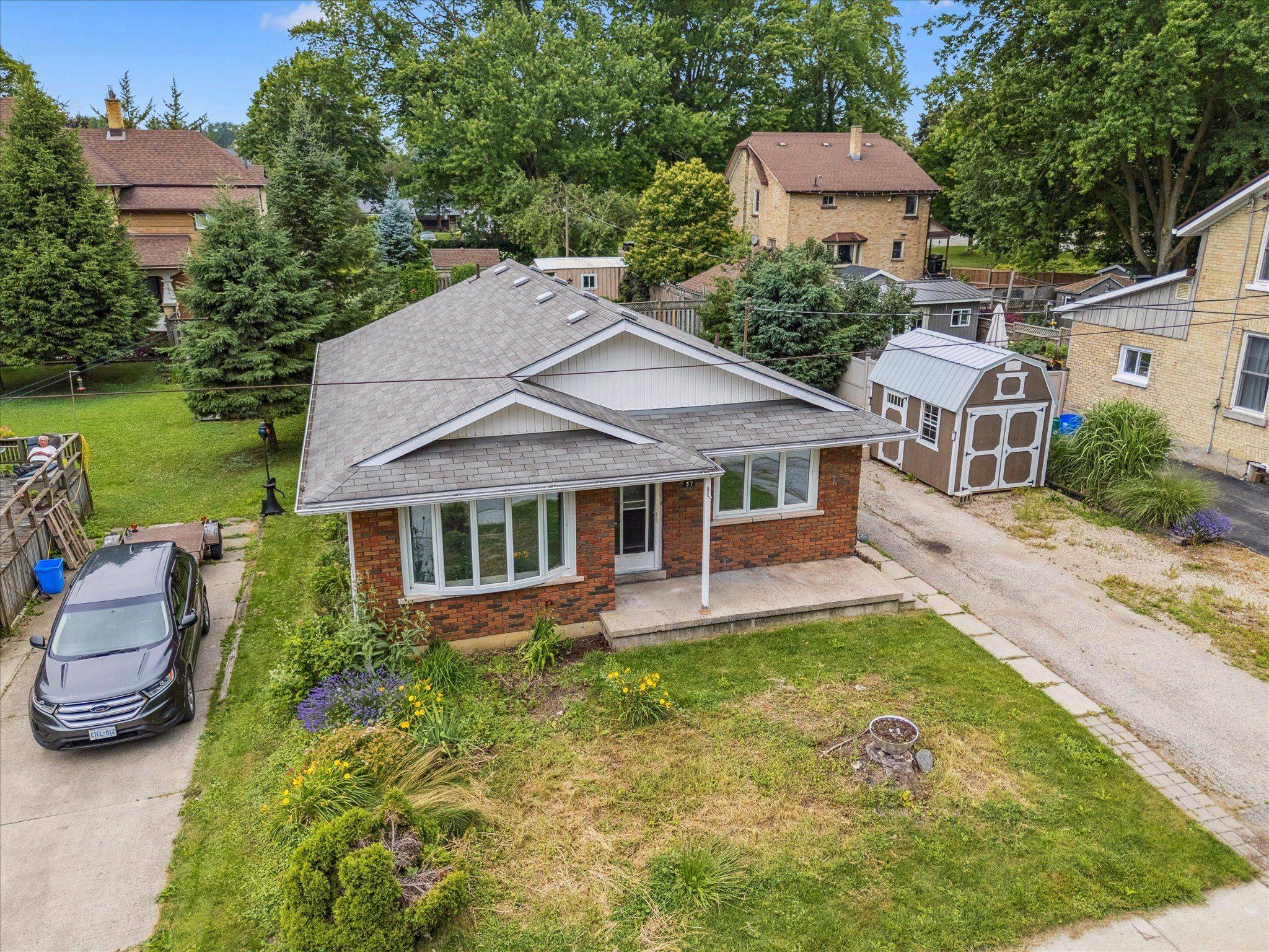 Minto, ON N0G 1Z0,37 Marklane ST