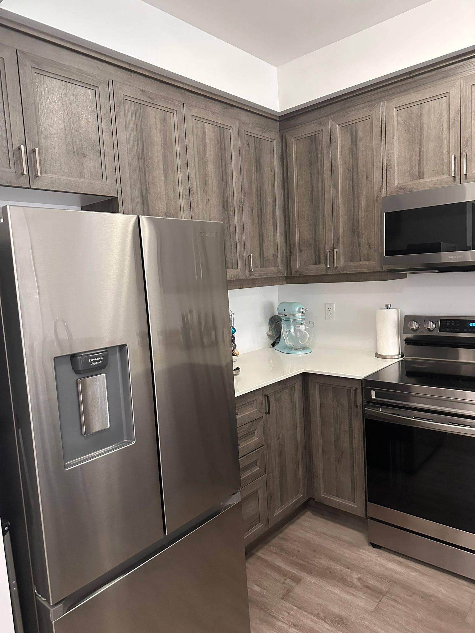 Hamilton, ON L8H 0B3,575 Woodward AVE ## 62