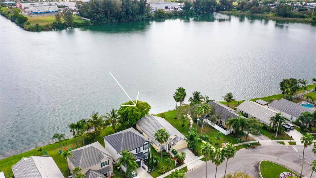 Tamarac, FL 33321,5788 N PLUM BAY PKWY