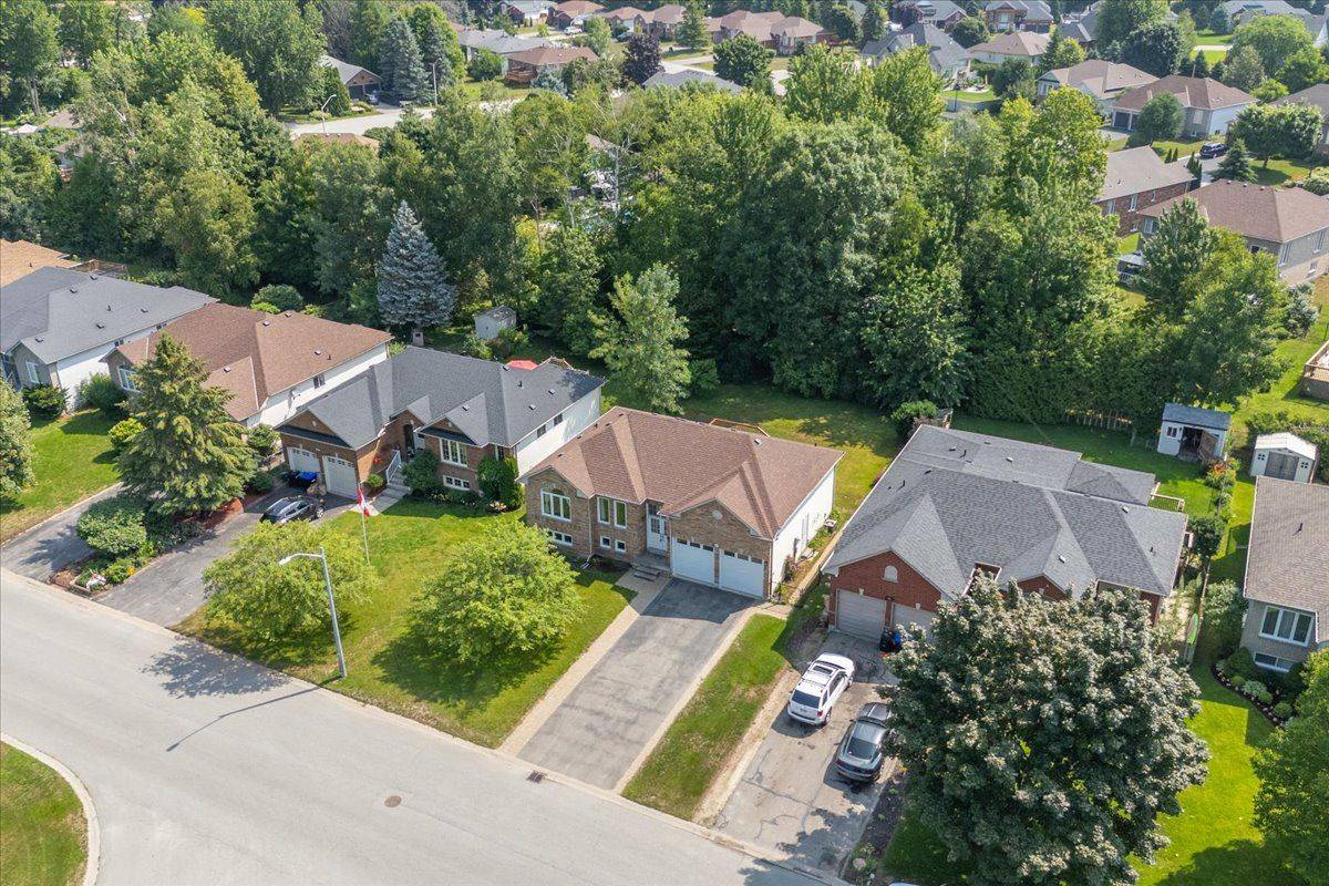 Wasaga Beach, ON L9Z 1N3,144 Silver Birch AVE