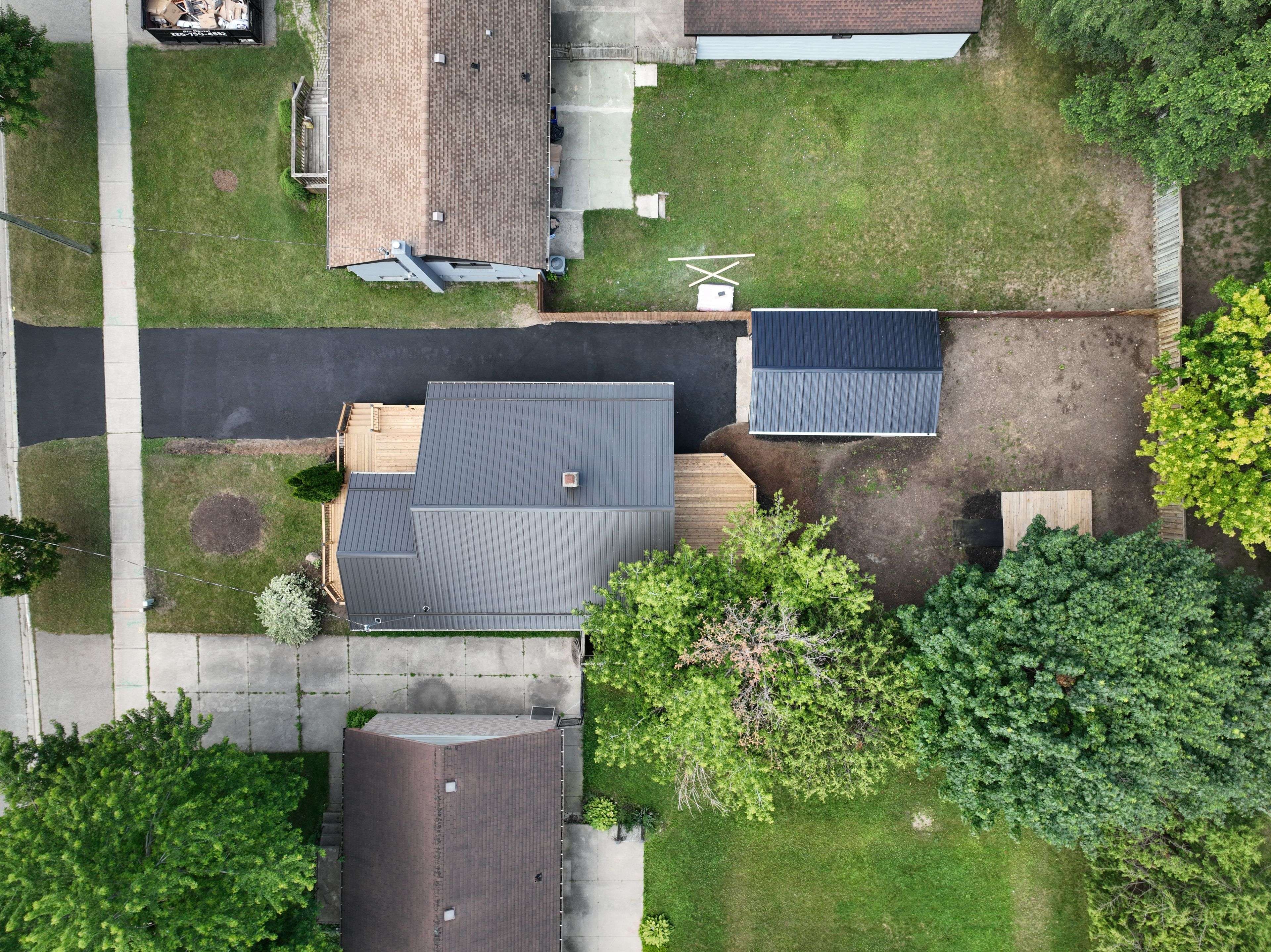 London East, ON N5V 1X4,1642 Mardell ST