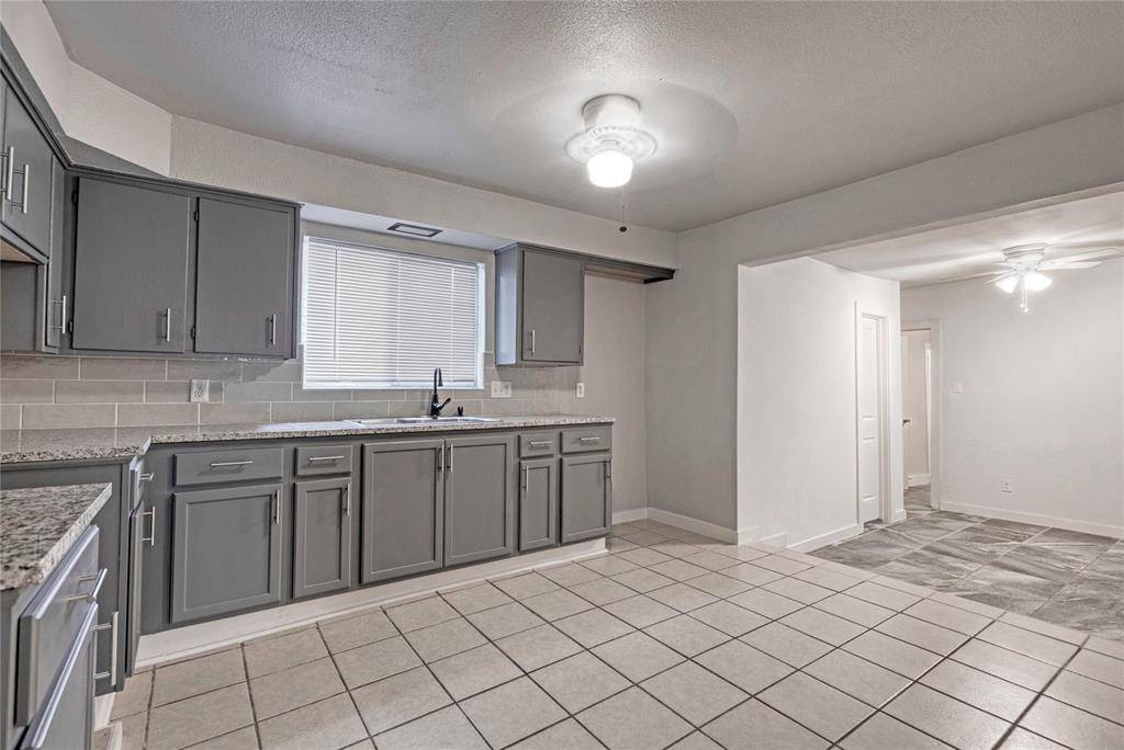 Grand Prairie, TX 75050,302 14th Street