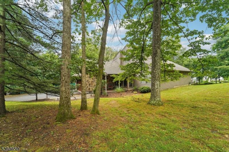 Wayne Twp., NJ 07470,60 Toms Lake Rd