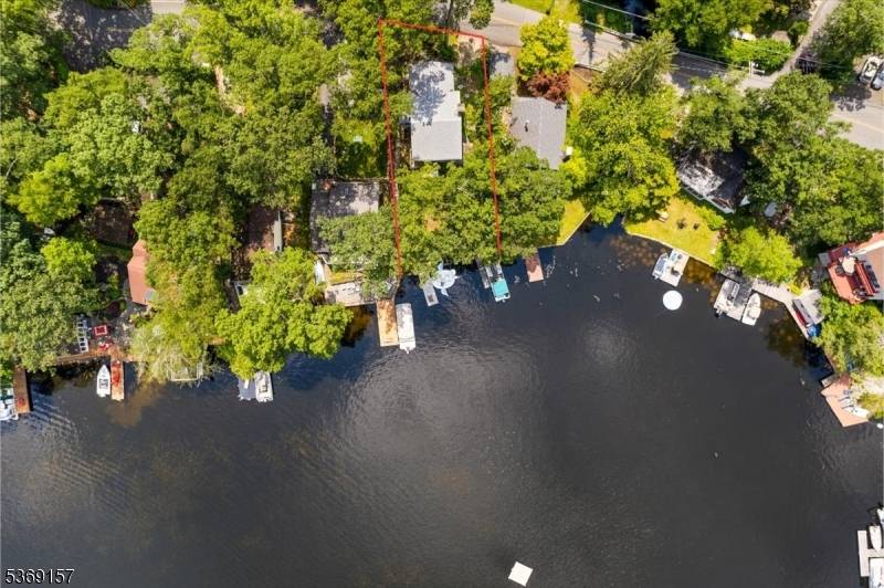 Byram Twp., NJ 07821,129 N Shore Rd